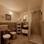 Πανσιόν Loft House 4*