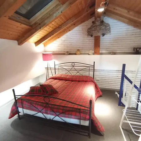 Loft House Affittacamere 4*
