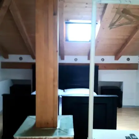 Affittacamere Loft House