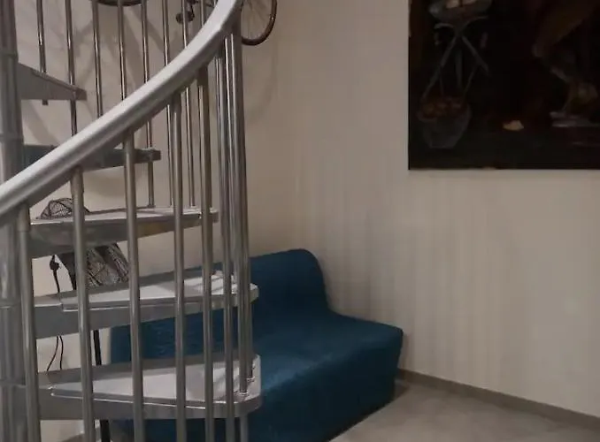 Affittacamere Loft House 4*